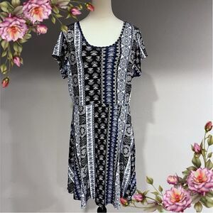 Casual‎ short sleeve skater style dress